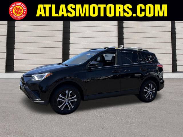 2018 Toyota RAV4 LE AWD photo
