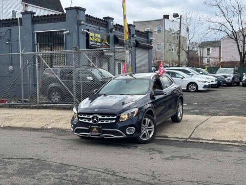 2018 Mercedes-Benz GLA-Class GLA 250 AWD photo