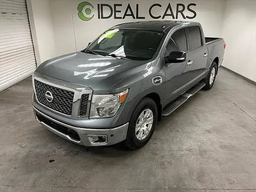 2017 Nissan Titan SV RWD photo