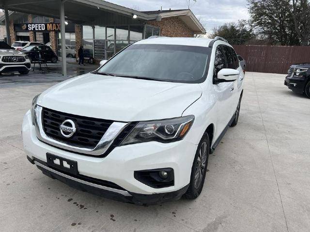 2017 Nissan Pathfinder SL FWD photo