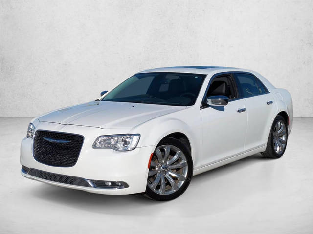2017 Chrysler 300 300C RWD photo