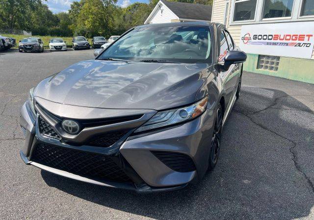 2018 Toyota Camry XSE V6 FWD photo