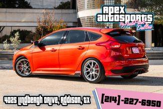 2018 Ford Focus ST FWD photo