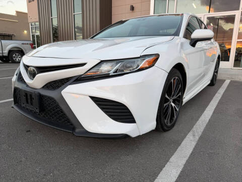 2018 Toyota Camry SE FWD photo