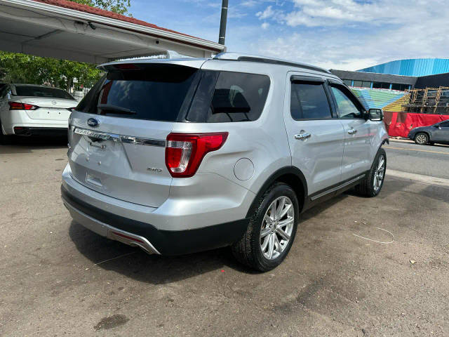 2017 Ford Explorer Limited 4WD photo