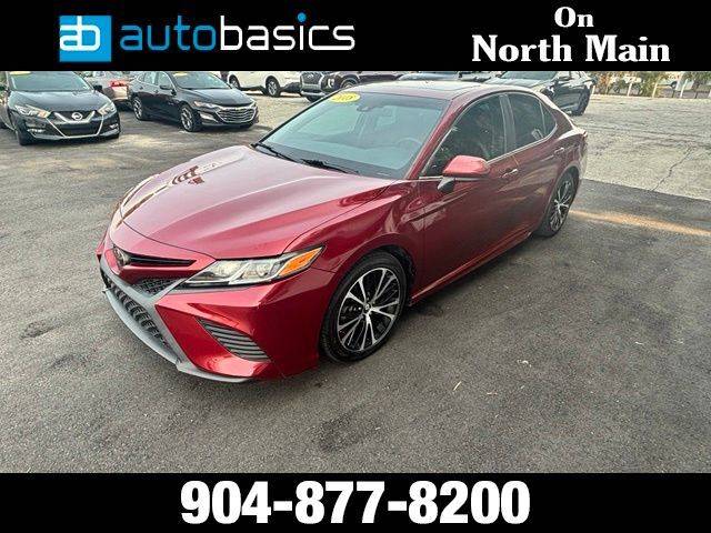 2018 Toyota Camry SE FWD photo