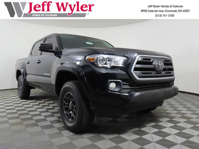 2018 Toyota Tacoma SR5 4WD photo