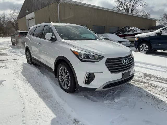 2018 Hyundai Santa Fe SE AWD photo