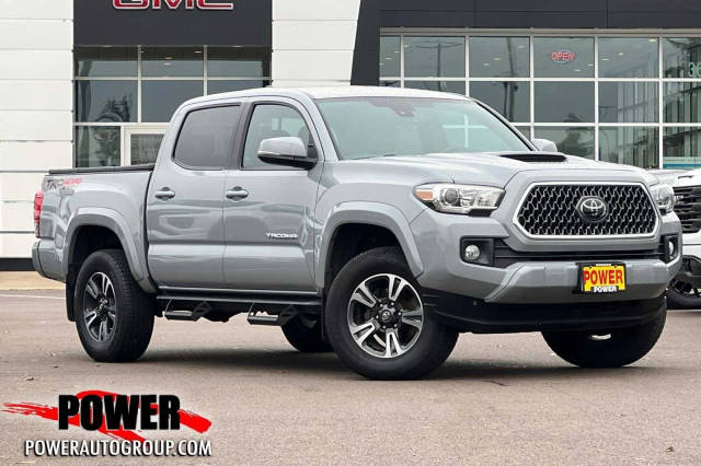 2018 Toyota Tacoma TRD Sport 4WD photo