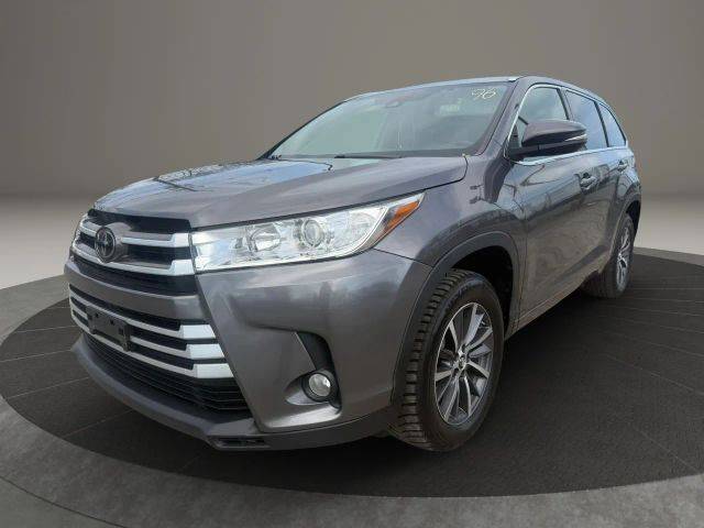2018 Toyota Highlander XLE FWD photo