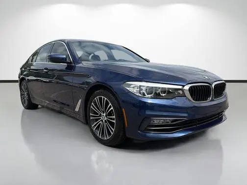2018 BMW 5 Series 530e iPerformance RWD photo