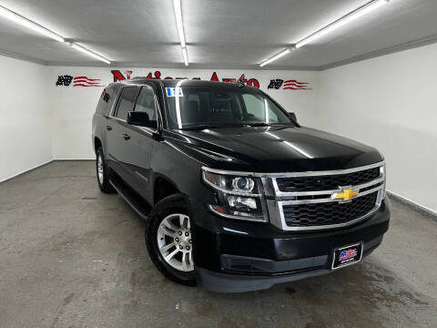2018 Chevrolet Suburban LT 4WD photo