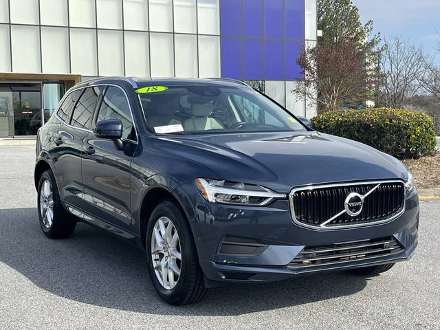 2018 Volvo XC60 Momentum AWD photo