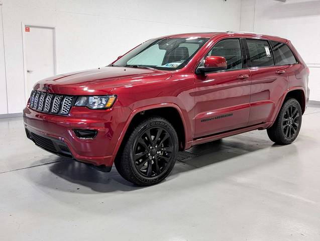 2018 Jeep Grand Cherokee Altitude 4WD photo