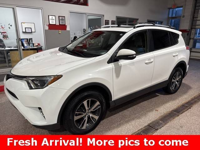 2018 Toyota RAV4 XLE AWD photo