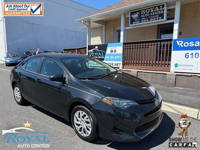 2018 Toyota Corolla LE FWD photo