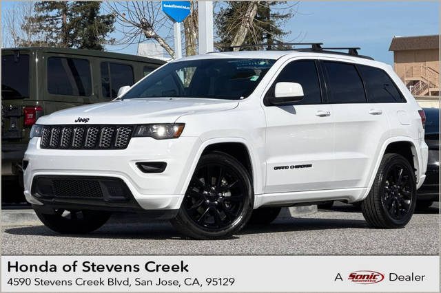 2018 Jeep Grand Cherokee Altitude 4WD photo
