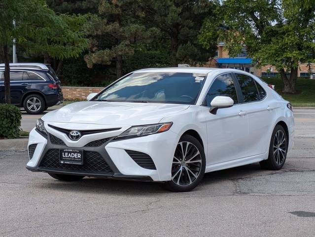 2018 Toyota Camry SE FWD photo