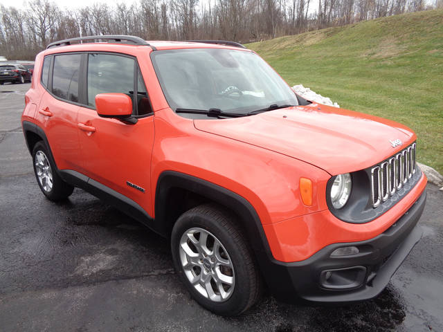 2018 Jeep Renegade Latitude 4WD photo