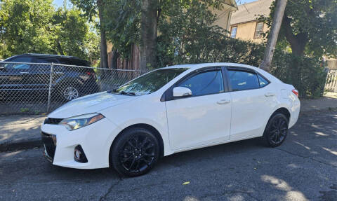 2016 Toyota Corolla S w/Special Edition Pkg FWD photo