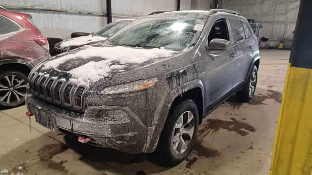 2016 Jeep Cherokee Trailhawk 4WD photo
