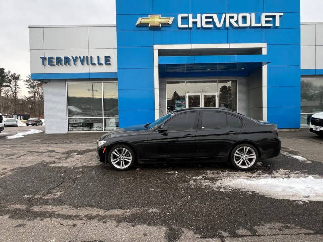 2018 BMW 3 Series 330i xDrive AWD photo