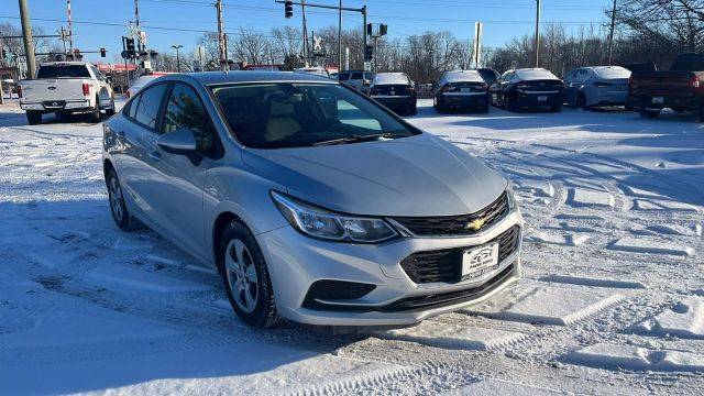 2018 Chevrolet Cruze LS FWD photo