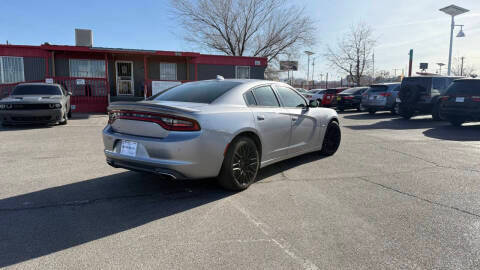 2015 Dodge Charger RT RWD photo