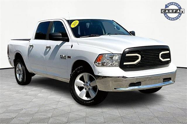 2016 Ram 1500 SLT 4WD photo