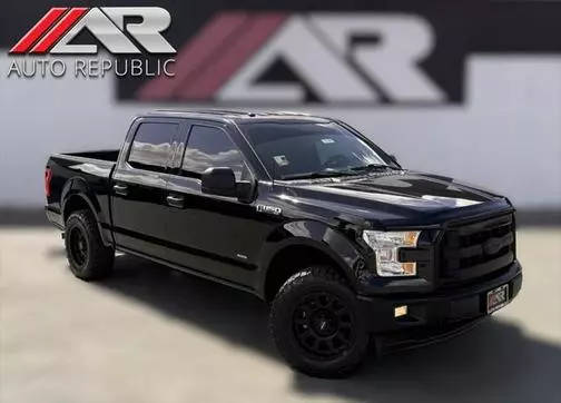 2017 Ford F-150 XLT RWD photo