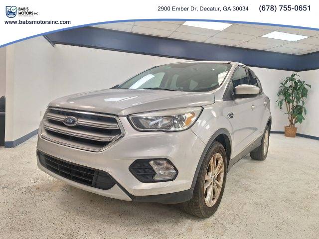 2017 Ford Escape SE FWD photo