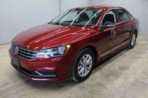 2017 Volkswagen Passat 1.8T S FWD photo