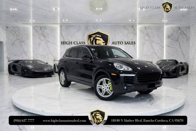 2016 Porsche Cayenne S E-Hybrid AWD photo