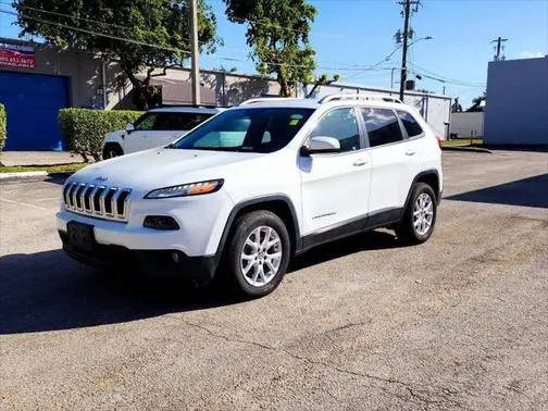 2016 Jeep Cherokee Latitude 4WD photo