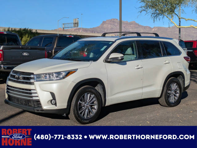 2018 Toyota Highlander XLE FWD photo