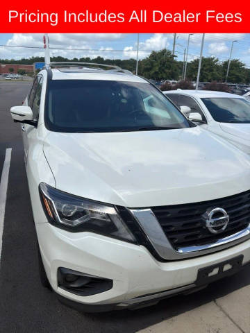 2018 Nissan Pathfinder Platinum FWD photo