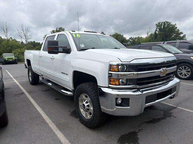 2018 Chevrolet Silverado 2500HD LT 4WD photo