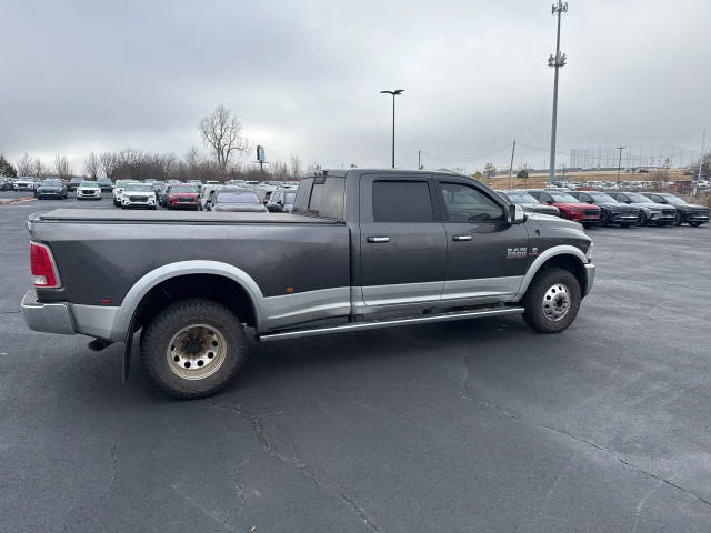 2018 Ram 3500 Laramie 4WD photo