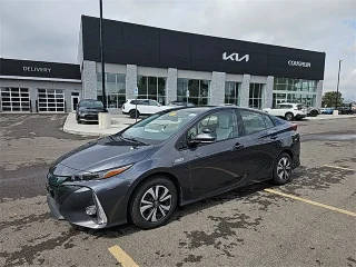 2018 Toyota Prius Prime Advanced FWD photo