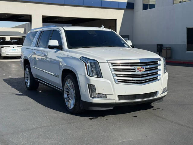 2018 Cadillac Escalade ESV Platinum 4WD photo