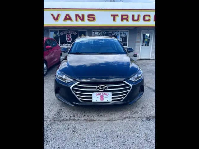 2018 Hyundai Elantra SEL FWD photo