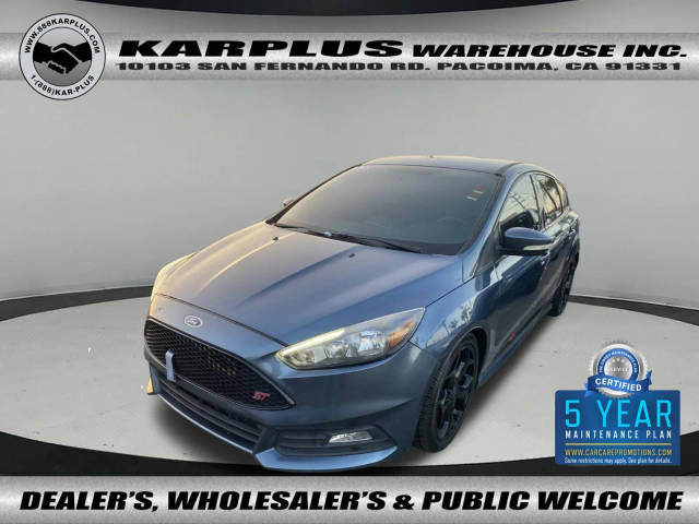 2018 Ford Focus ST FWD photo