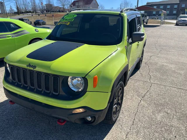 2018 Jeep Renegade Trailhawk 4WD photo