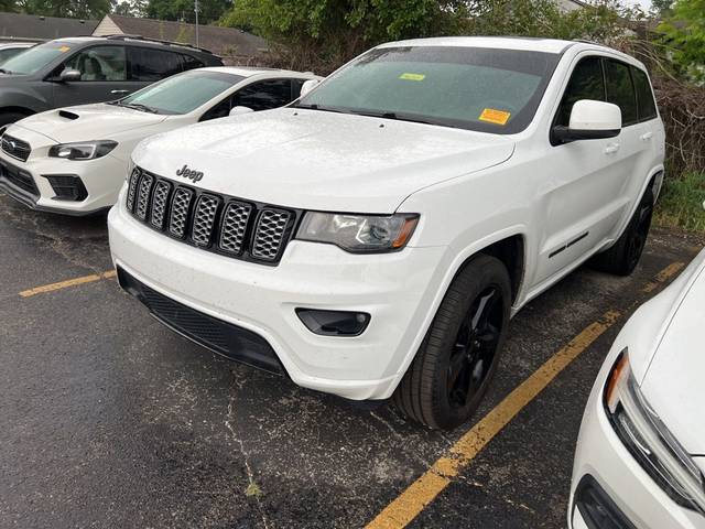 2018 Jeep Grand Cherokee Altitude 4WD photo