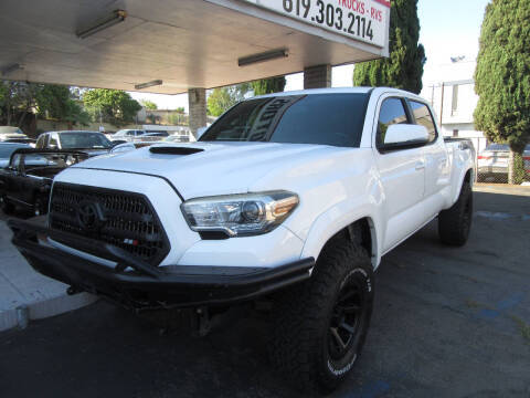 2016 Toyota Tacoma TRD Sport 4WD photo
