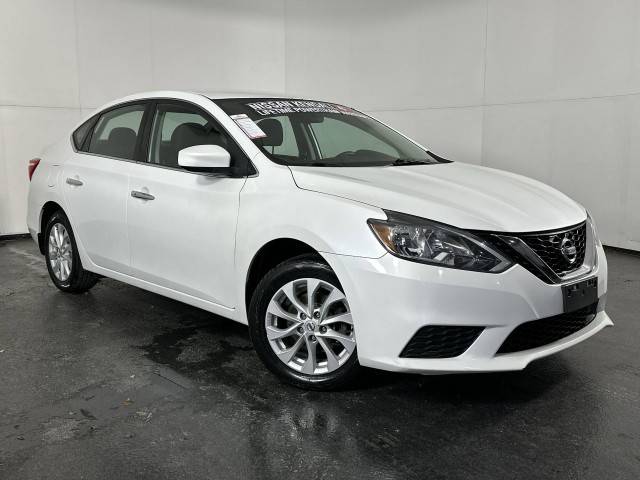 2018 Nissan Sentra SV FWD photo