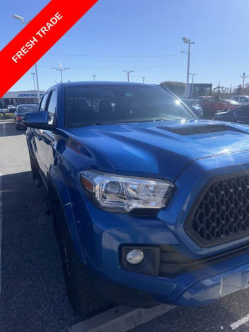2018 Toyota Tacoma TRD Sport 4WD photo