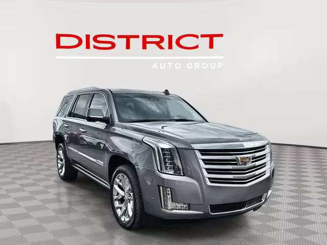 2018 Cadillac Escalade Platinum 4WD photo