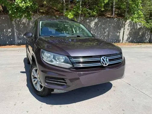 2016 Volkswagen Tiguan S FWD photo