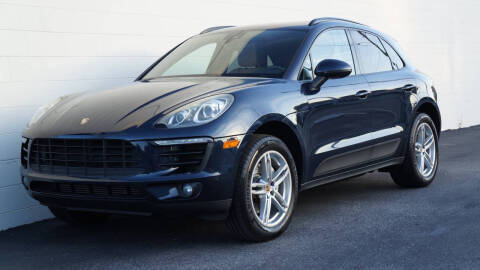 2018 Porsche Macan AWD photo